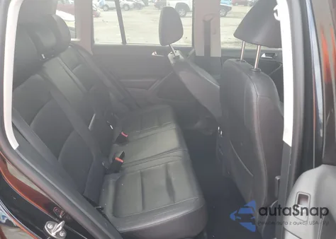 2016 Volkswagen Tiguan S z USA, uszkodzony, nr VIN WVGAV7AX2GW006203